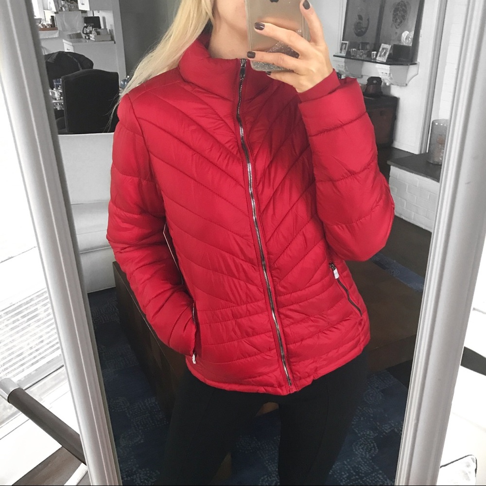 🆕 DARK RED SNOBBISH PUFFER JACKET! - Picture 8 of 13
